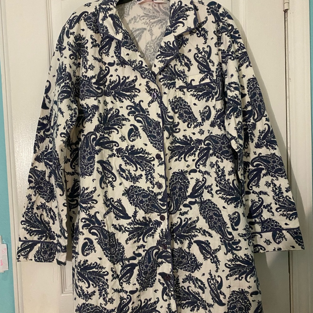 Tommy Bahama sleepwear in womens size xlarge